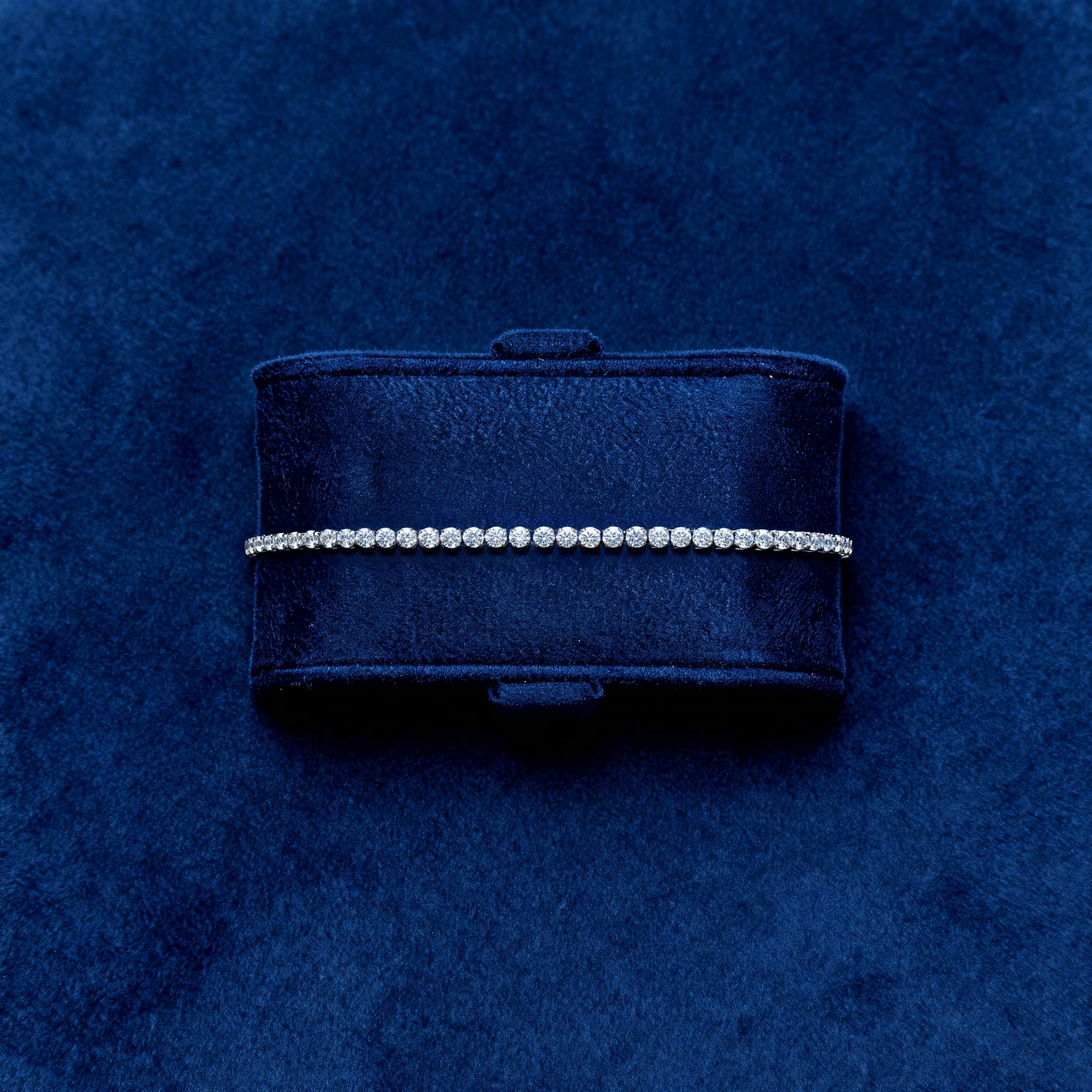 2MM MOISSANITE TENNIS BRACELET - WHITE GOLD