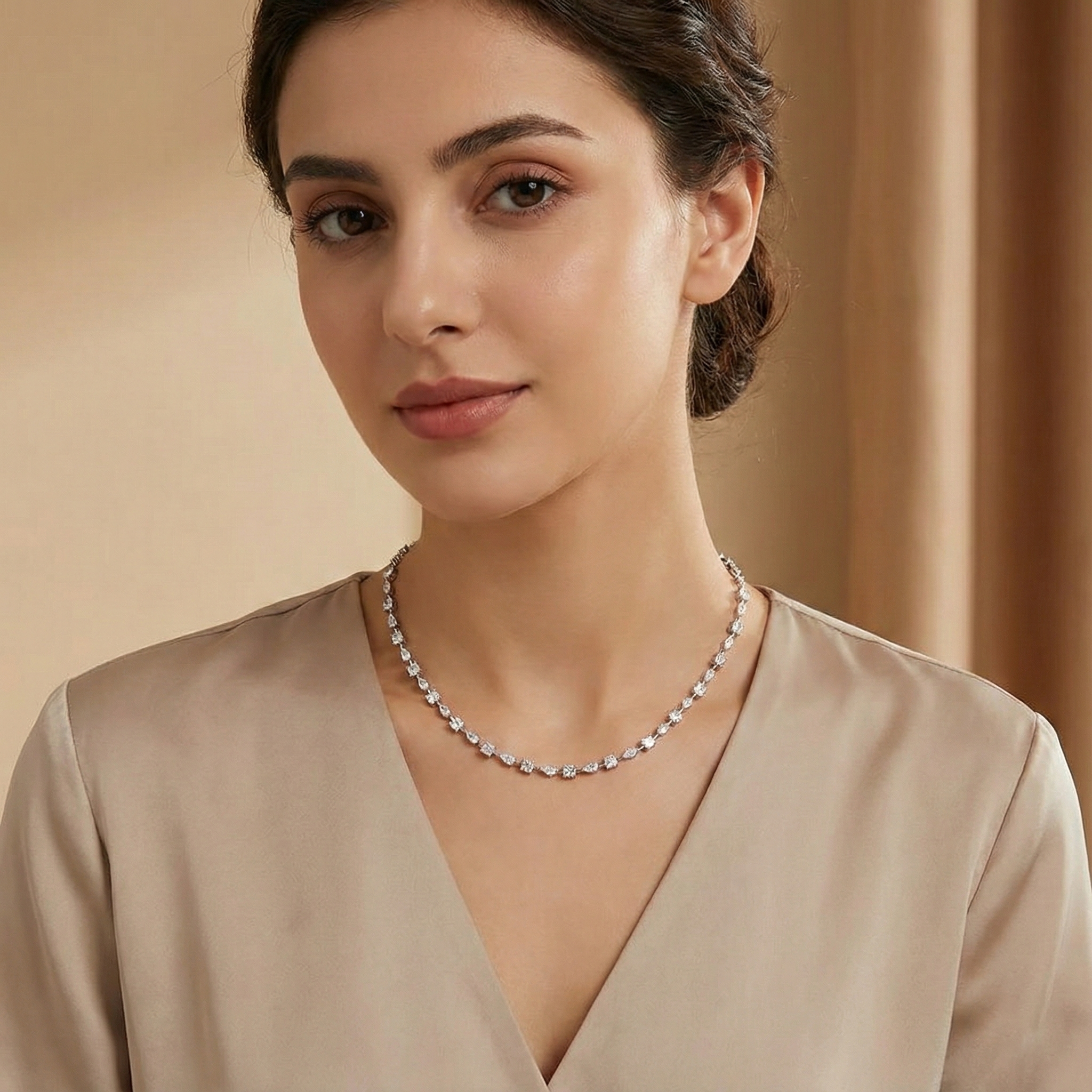 قلادة ريماه الموزانيت - ذهب أبيض - لون D - VVS1