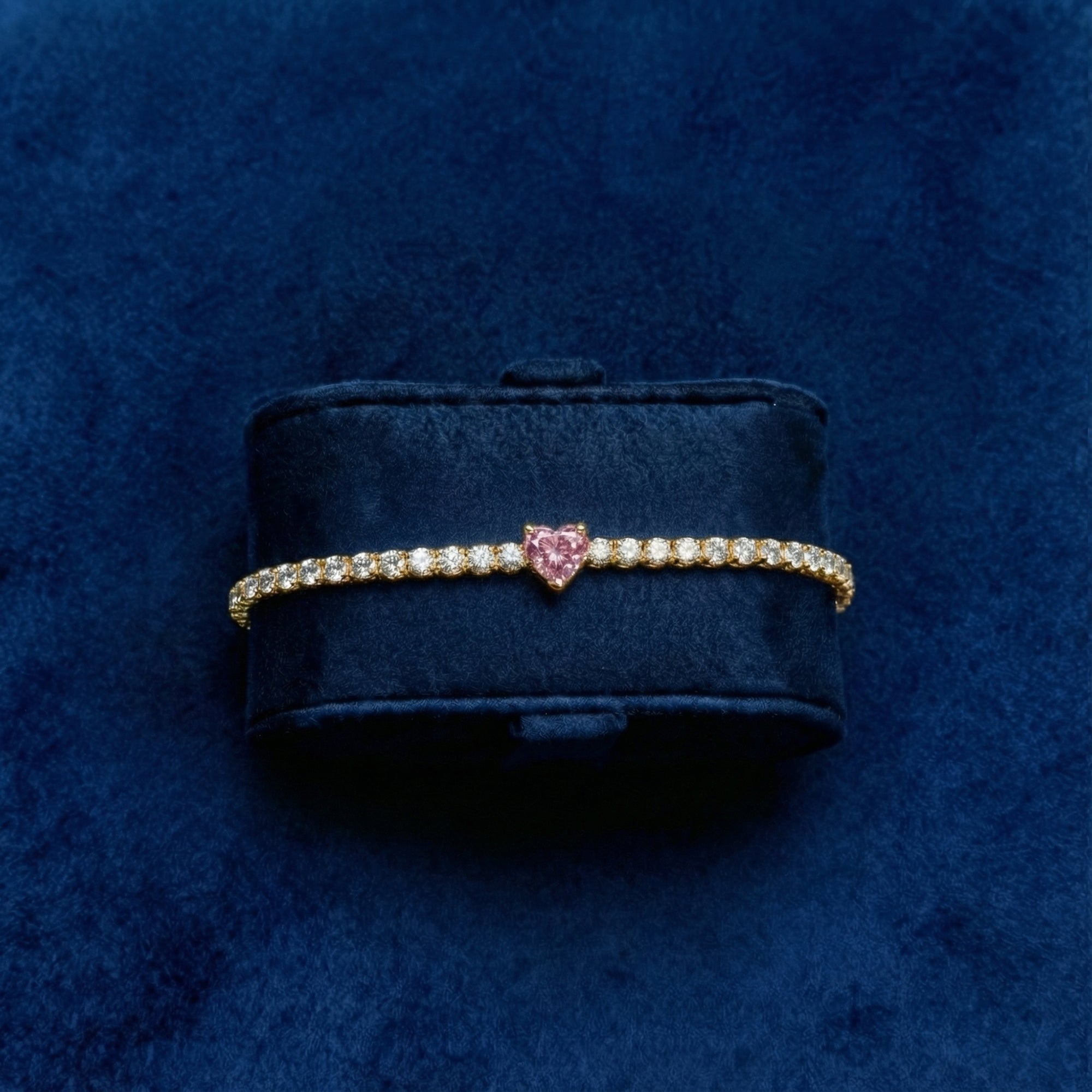 Lana Moissanite Heart Tennis Bracelet – Gold – D Colour – VVS1