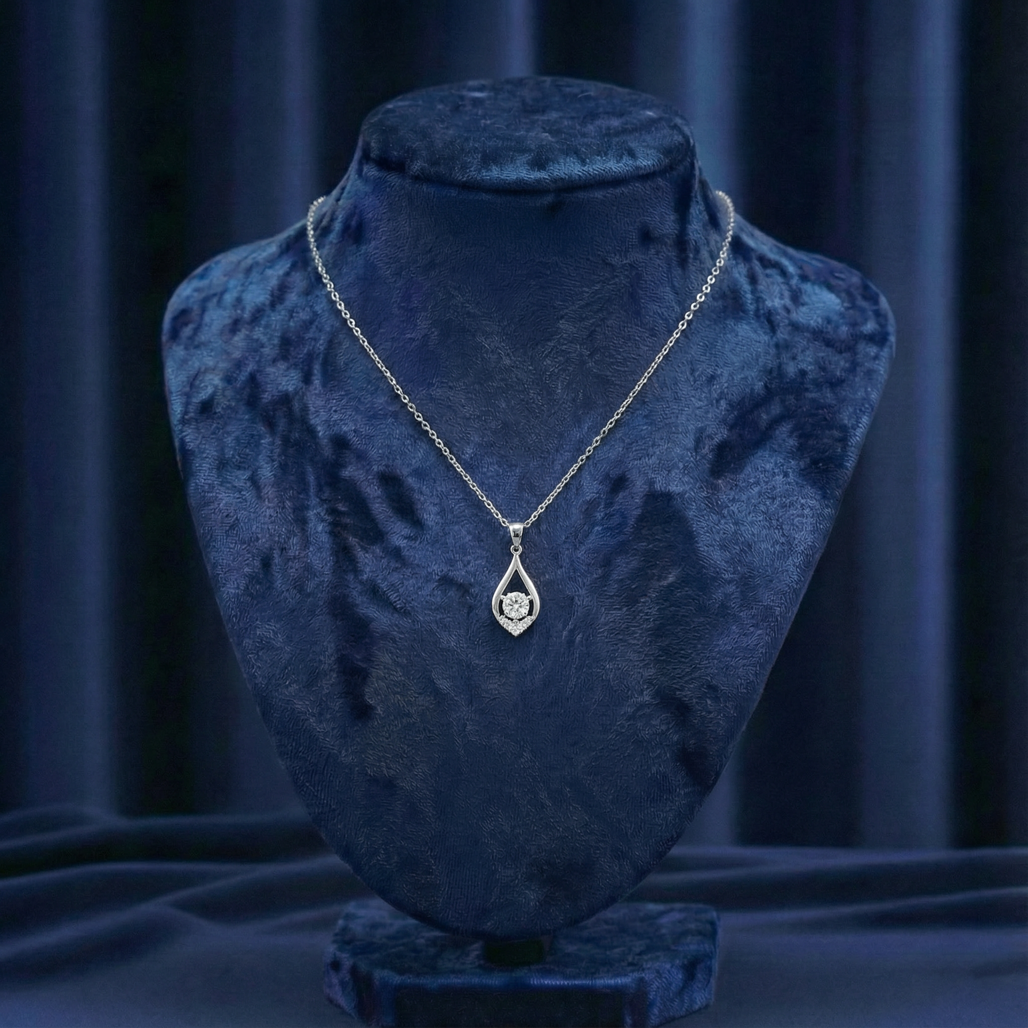 Dana Moissanite Drop Pendant – White Gold – D Colour – VVS1