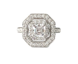 ASSCHER CUT HALO RING