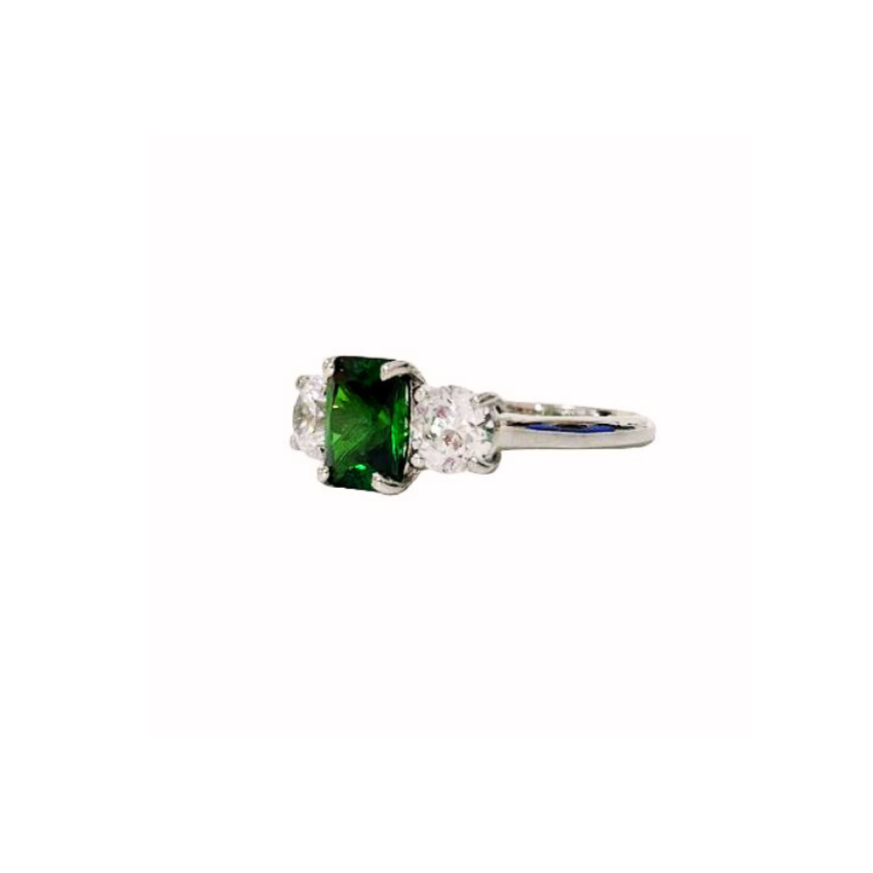 EMERALD & BRILLIANT  CUT TRIO RING