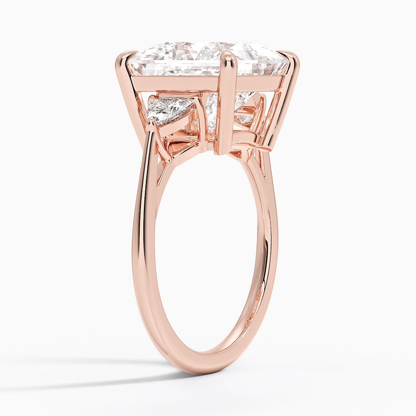 PRINCESS CUT RING WITH TRILLION STONES