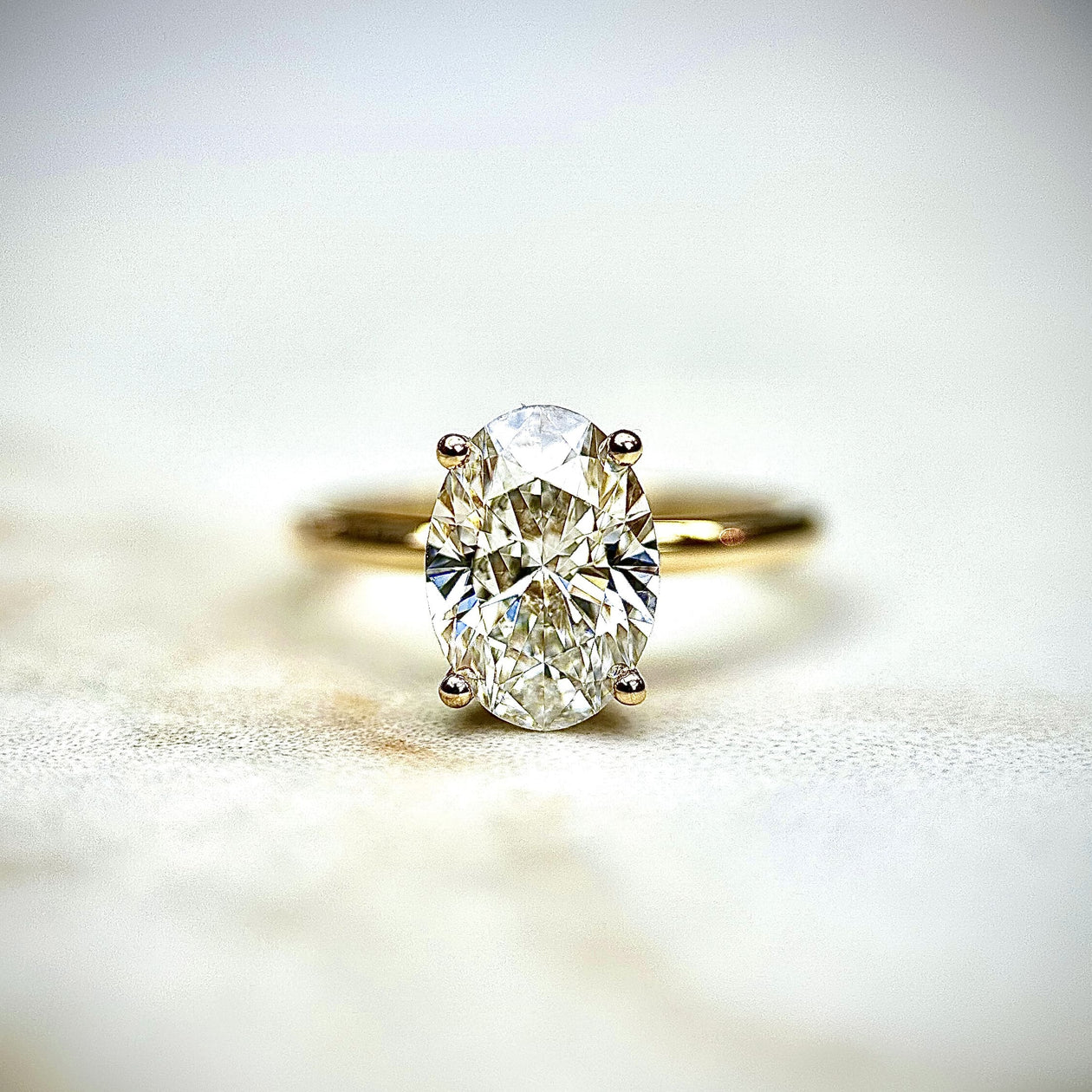 CLASSIC 2CT OVAL CUT SOLITAIRE RING