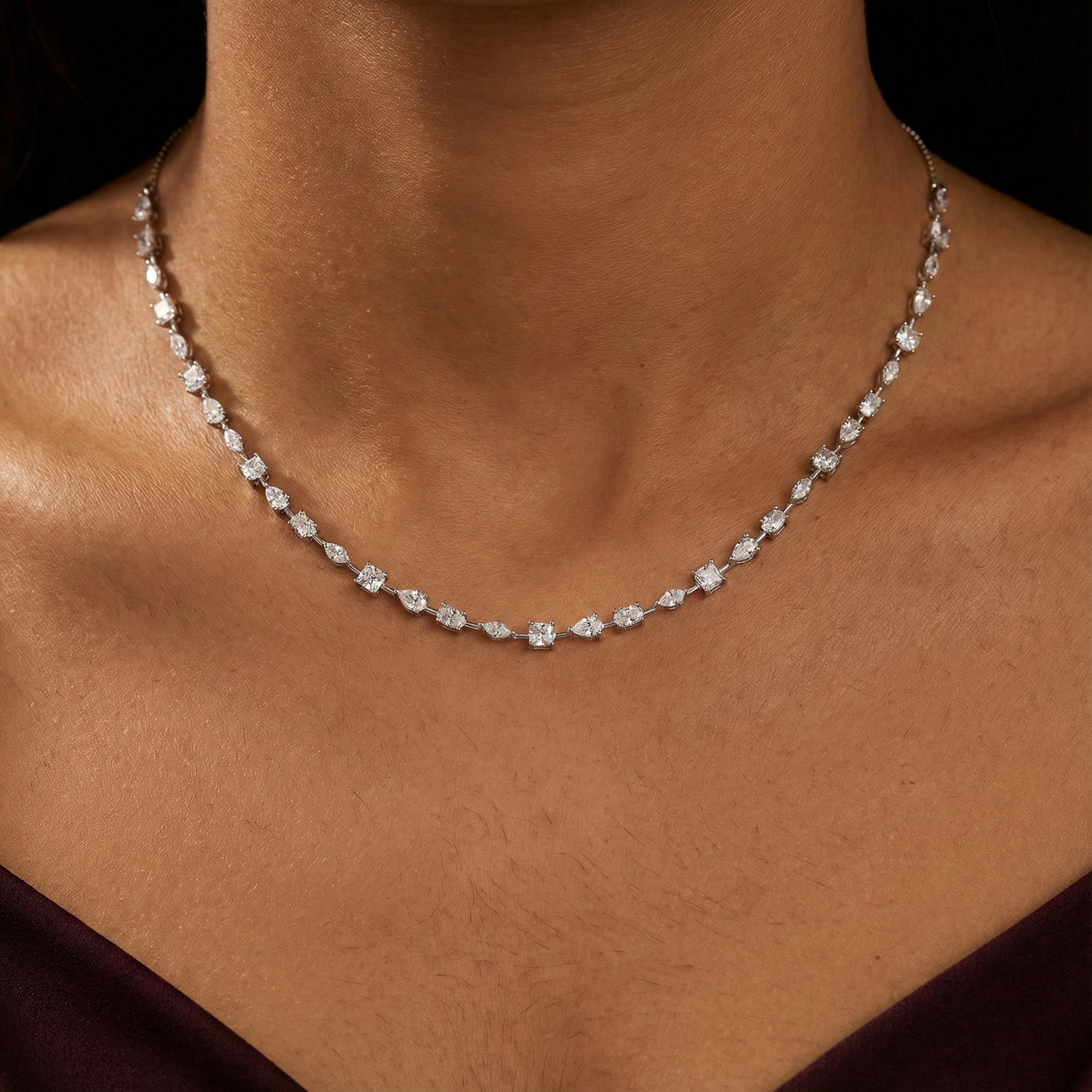 قلادة ريماه الموزانيت - ذهب أبيض - لون D - VVS1