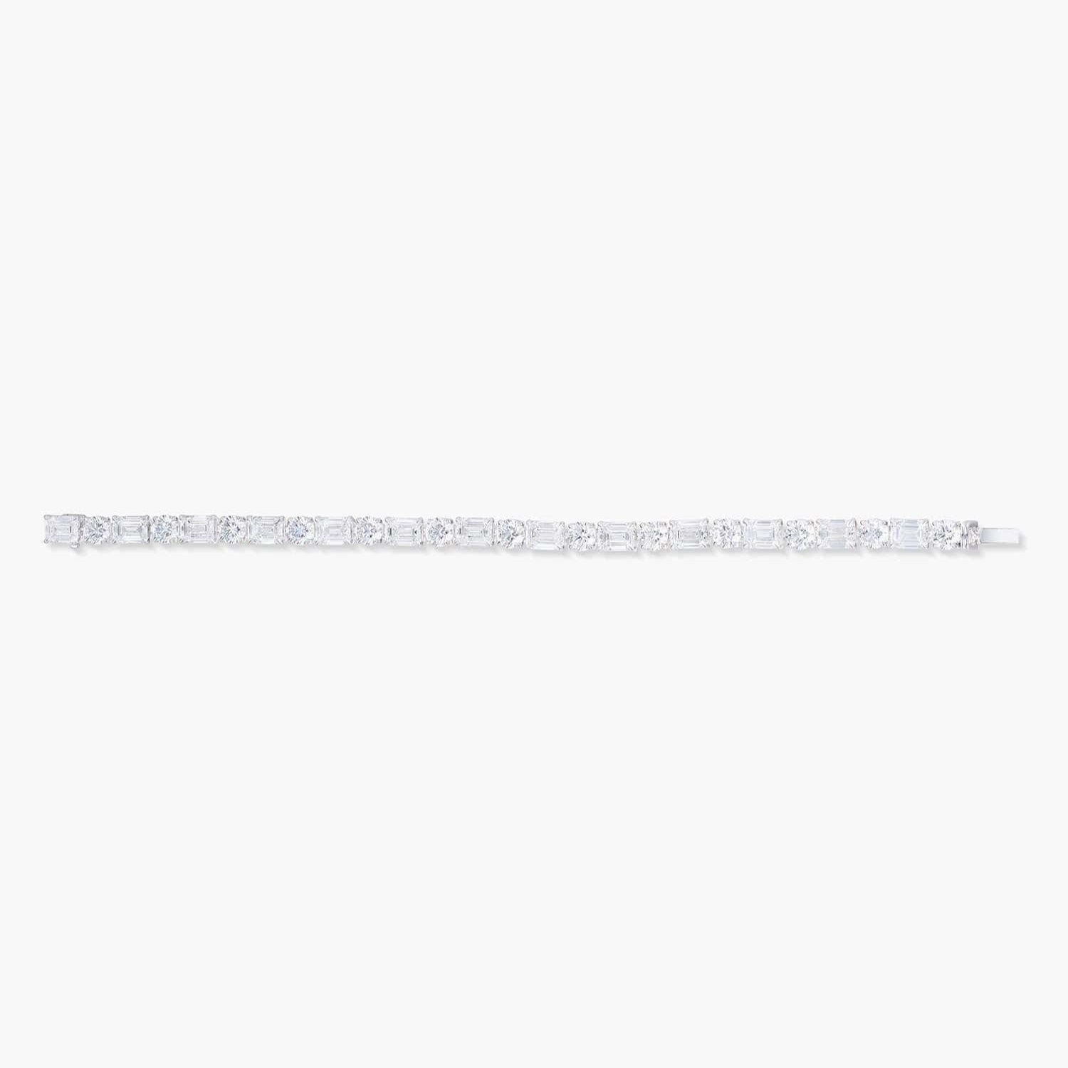 BAGUETTE AND BRILIANT CUT TENNIS BRACLET