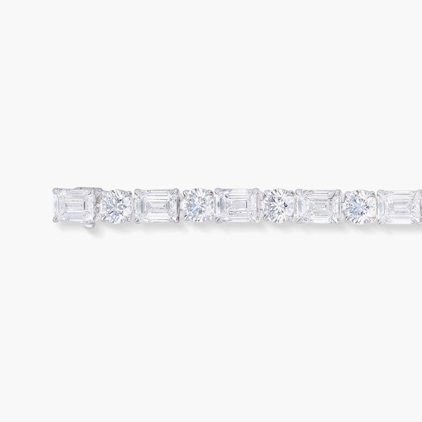 BAGUETTE AND BRILIANT CUT TENNIS BRACLET