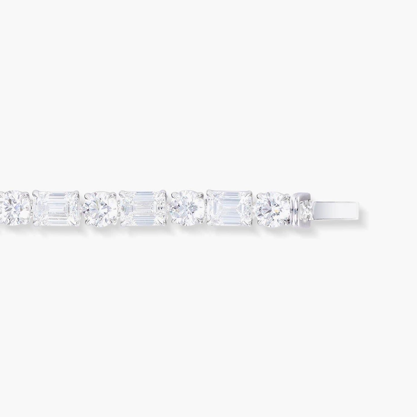 BAGUETTE AND BRILIANT CUT TENNIS BRACLET